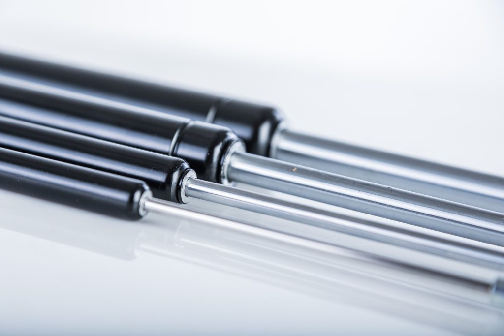 Sprężyny gazowe w motoryzacji